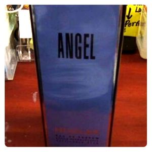 Mugler refillable star